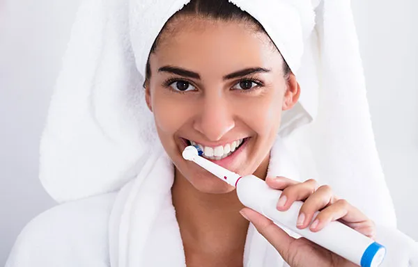 Cover for Electric Toothbrushes: Technology and Improved Brushing Habits